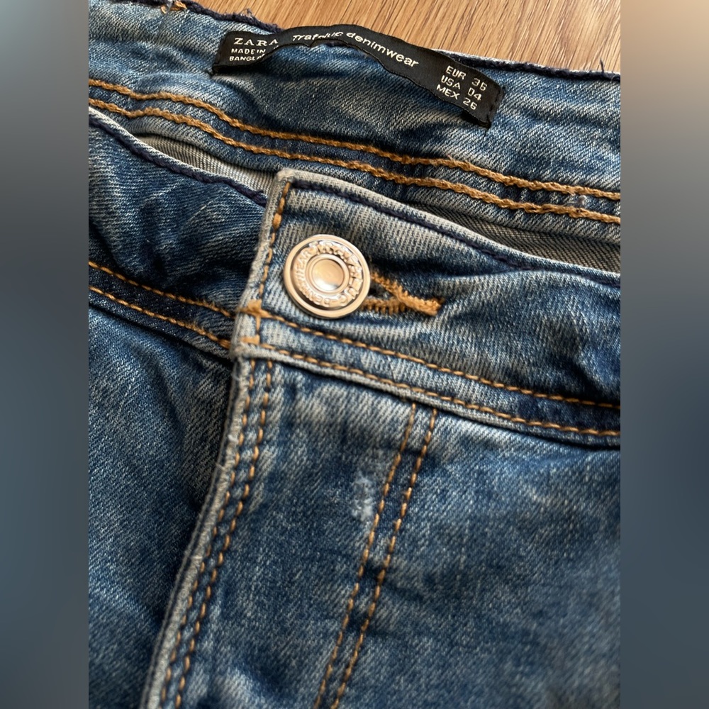 Zara Trafaluc Ripped Jeans - Picture 2 of 12